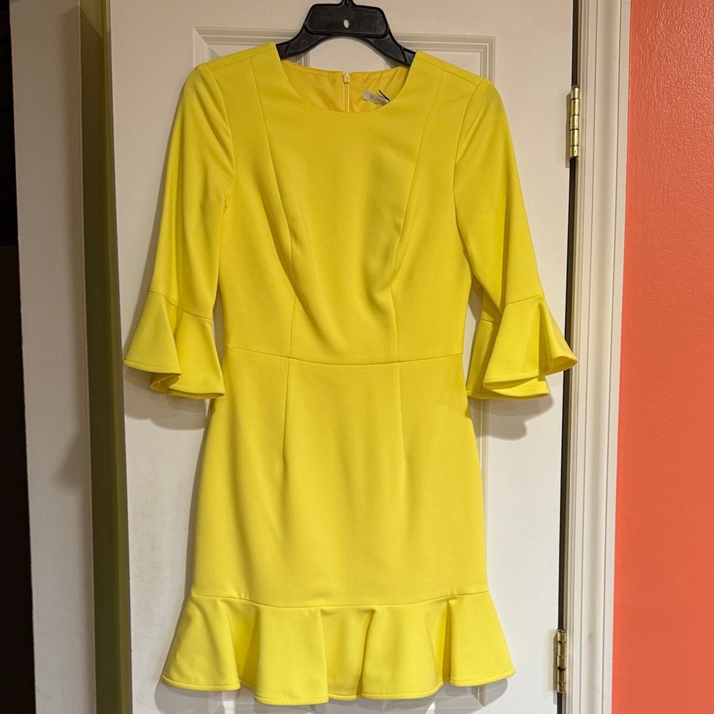 Black Halo Vibrant Yellow Long Sleeve Dress